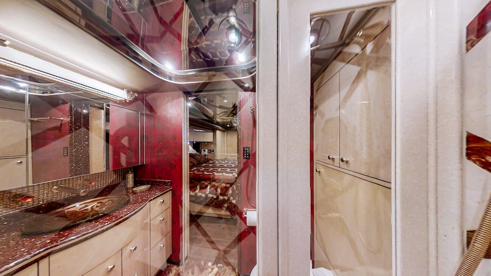2008 Prevost Featherlite  H3-45 For Sale