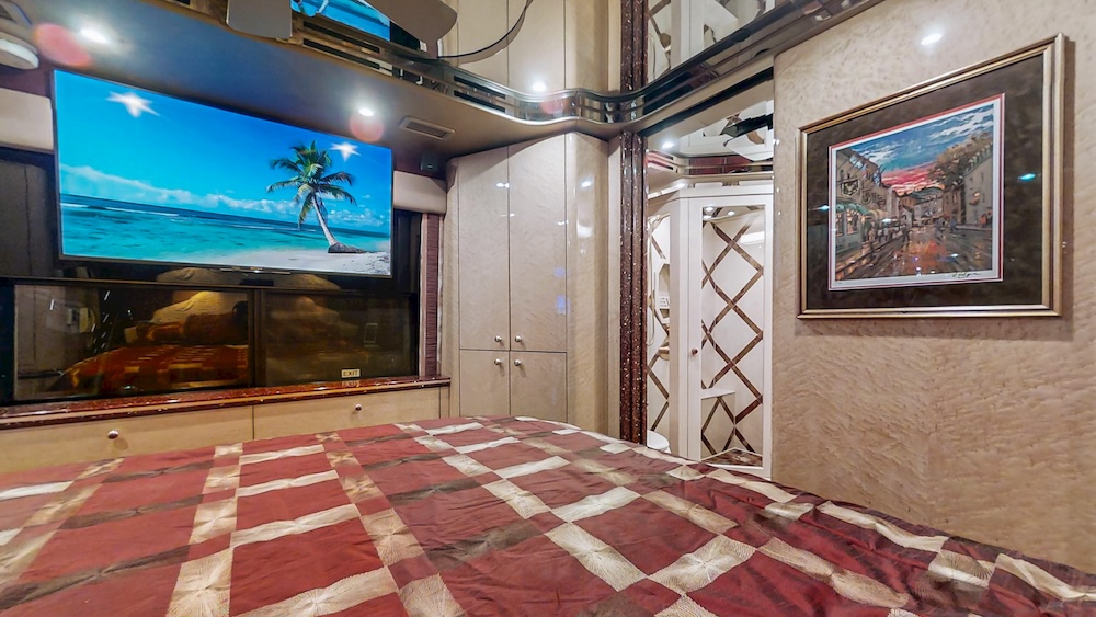 2008 Prevost Featherlite  H3-45 For Sale