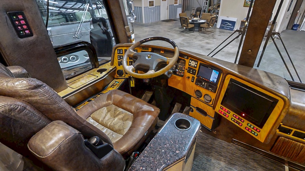 2008 Prevost Featherlite  H3-45 For Sale