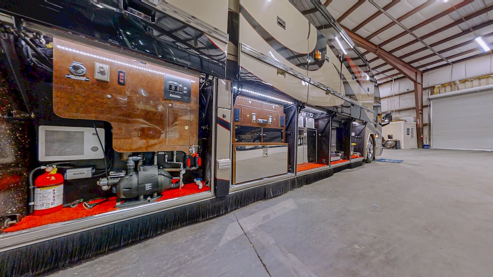 2008 Prevost Featherlite  H3-45 For Sale