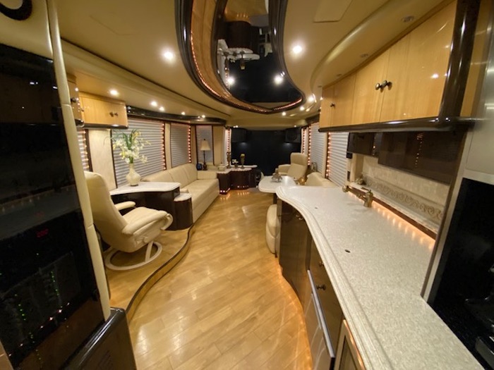 2008 Prevost Liberty H3-45 For Sale