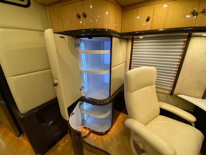 2008 Prevost Liberty H3-45 For Sale