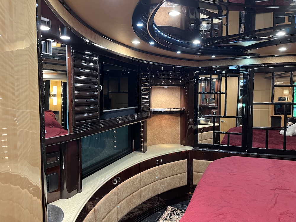 2008 Prevost Liberty H3-45 For Sale