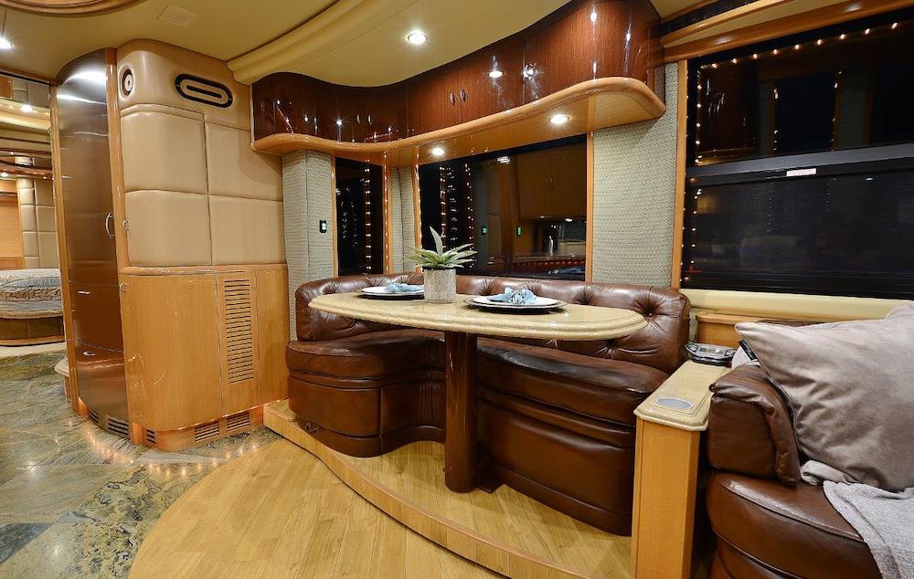 2008 Prevost Liberty XLII For Sale