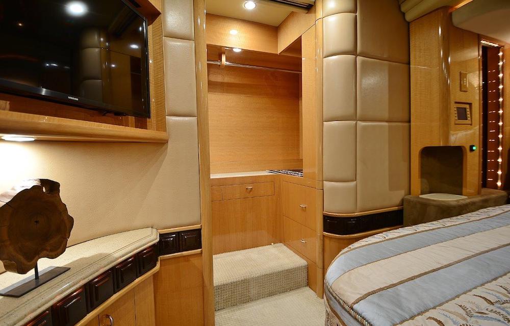 2008 Prevost Liberty XLII For Sale