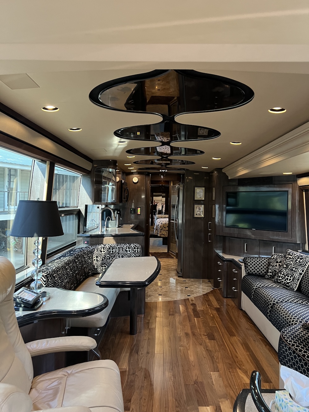 2008 Prevost Marathon H3-45 For Sale