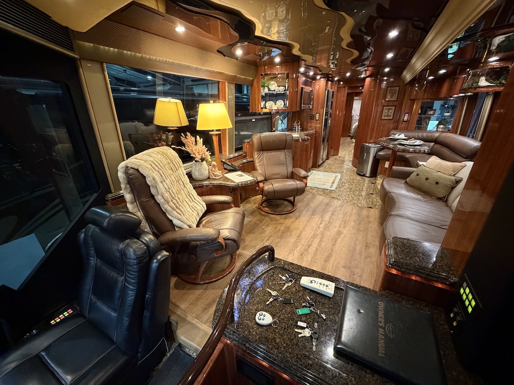 2008 Prevost Marathon H3-45 For Sale