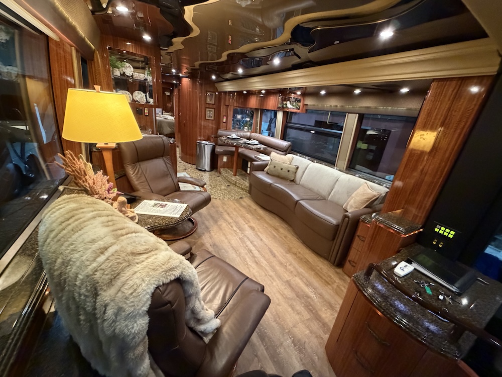 2008 Prevost Marathon H3-45 For Sale