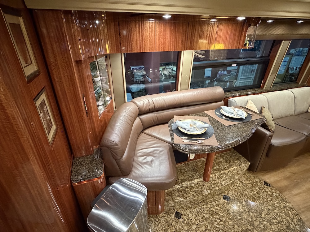 2008 Prevost Marathon H3-45 For Sale