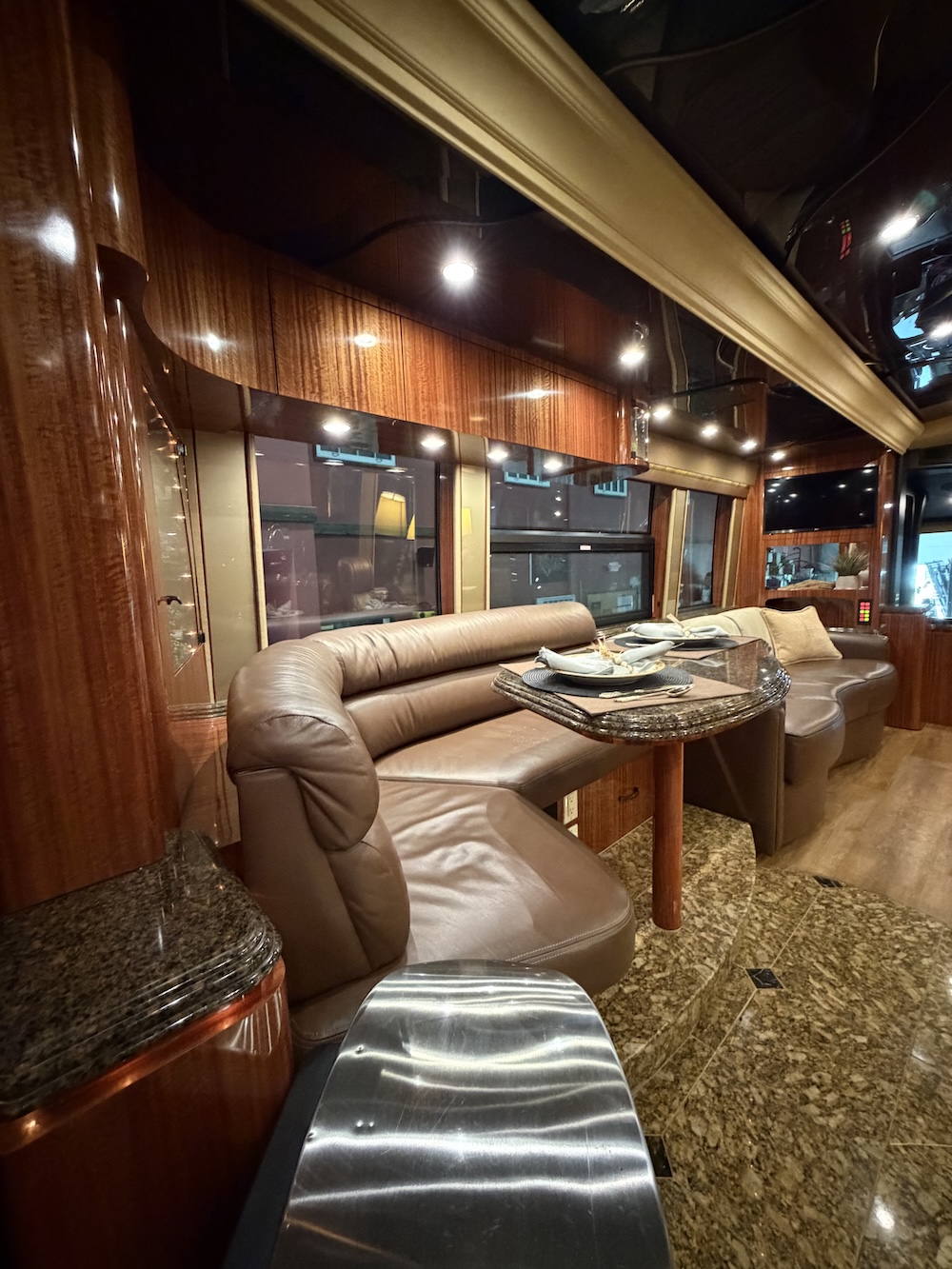 2008 Prevost Marathon H3-45 For Sale