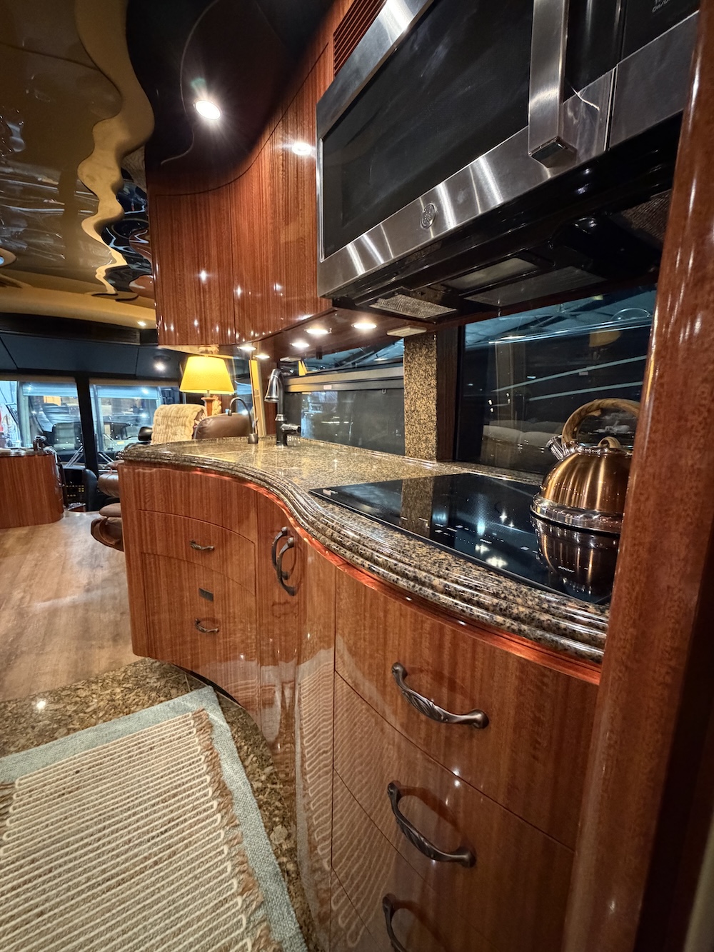 2008 Prevost Marathon H3-45 For Sale