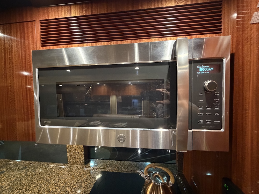 2008 Prevost Marathon H3-45 For Sale