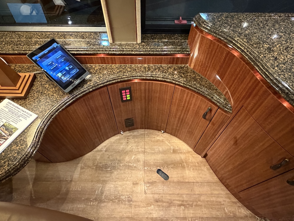 2008 Prevost Marathon H3-45 For Sale