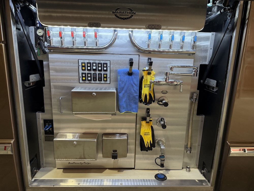 2008 Prevost Marathon H3-45 For Sale
