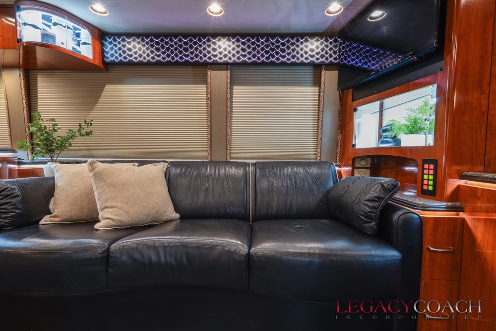 2008 Prevost Marathon H3-45 For Sale