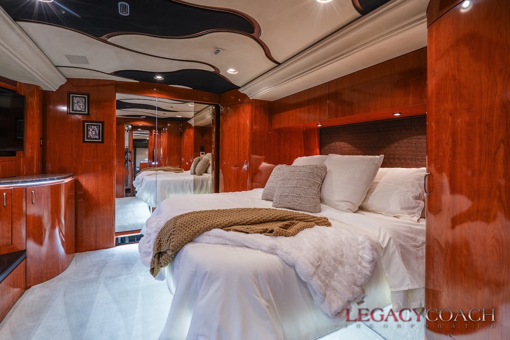 2008 Prevost Marathon H3-45 For Sale