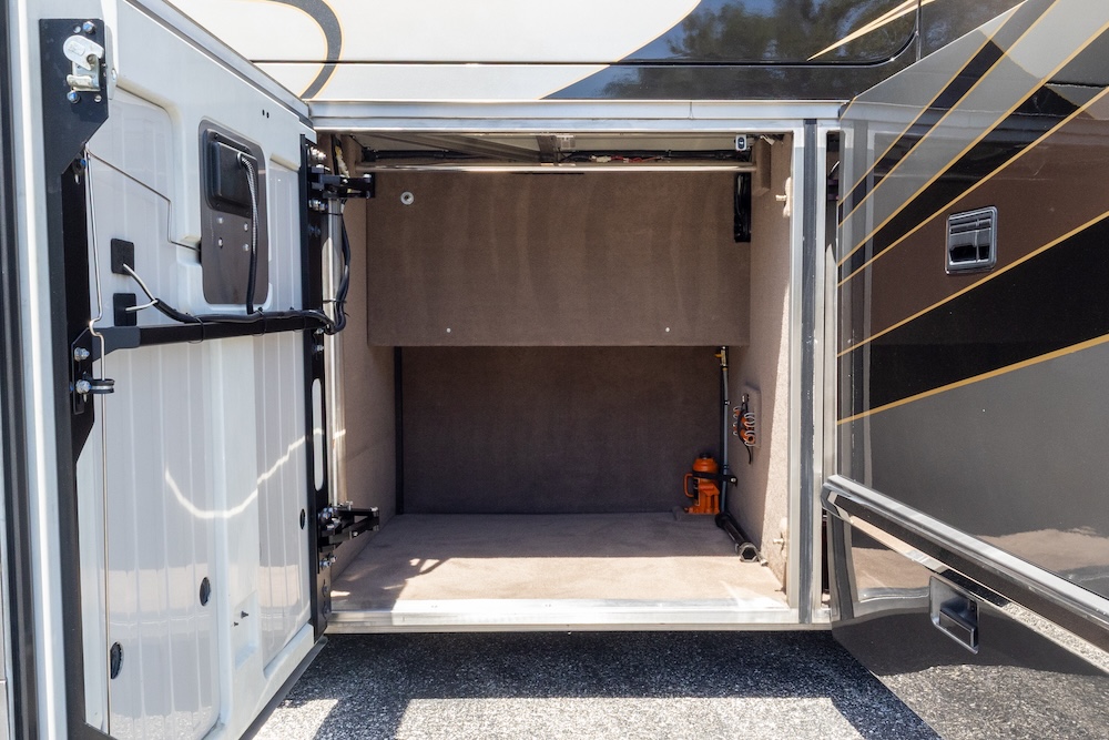 2008 Prevost Marathon H3-45 For Sale