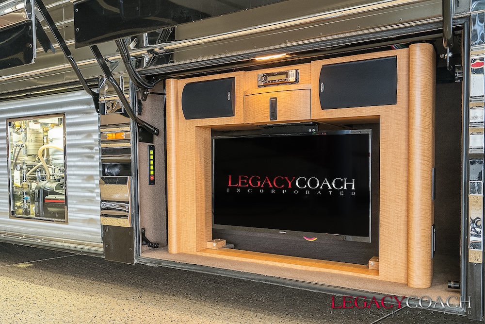 2008 Prevost Marathon XLII For Sale