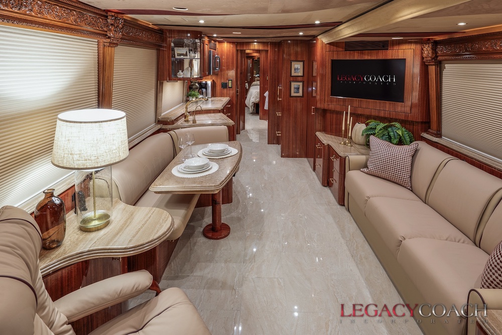 2008 Prevost Marathon XLII For Sale