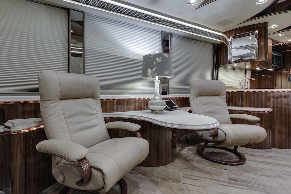 2008 Prevost Marathon XLII For Sale