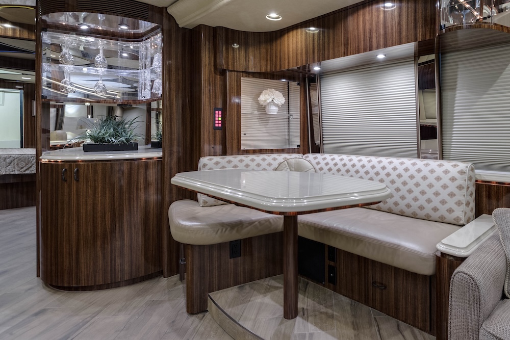 2008 Prevost Marathon XLII For Sale