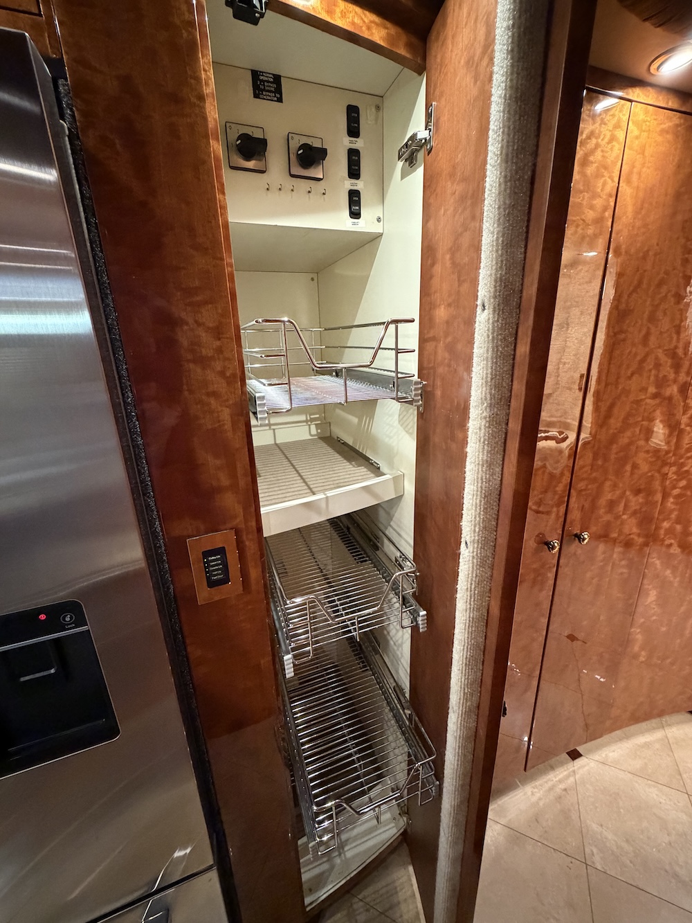 2008 Prevost Millennium H3-45 For Sale