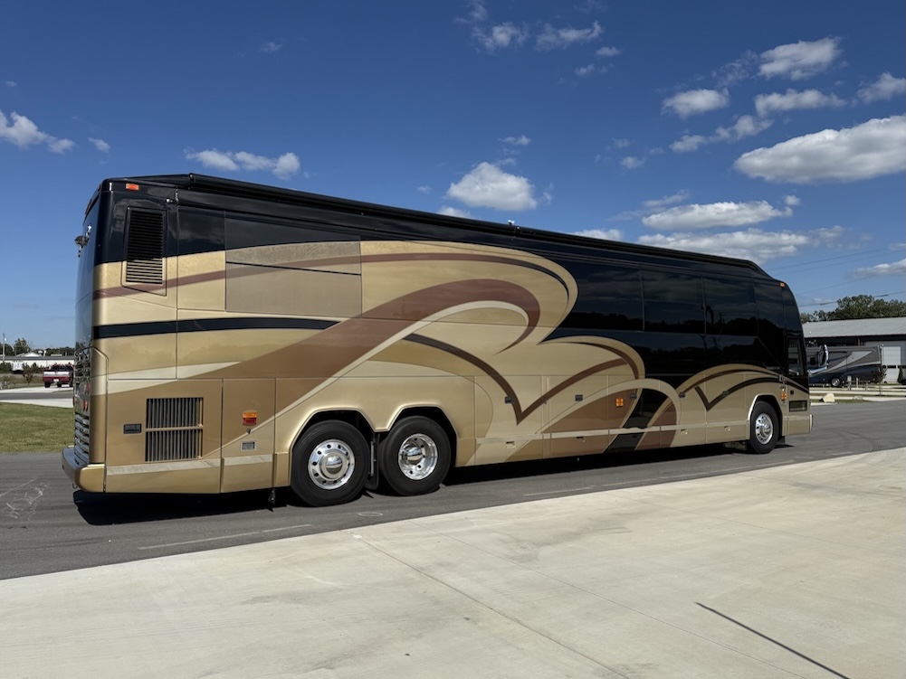 2008 Prevost Millennium H3-45 For Sale
