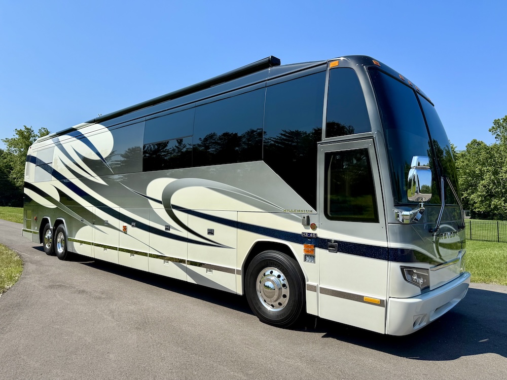 2008 Prevost Millennium  H3-45 For Sale