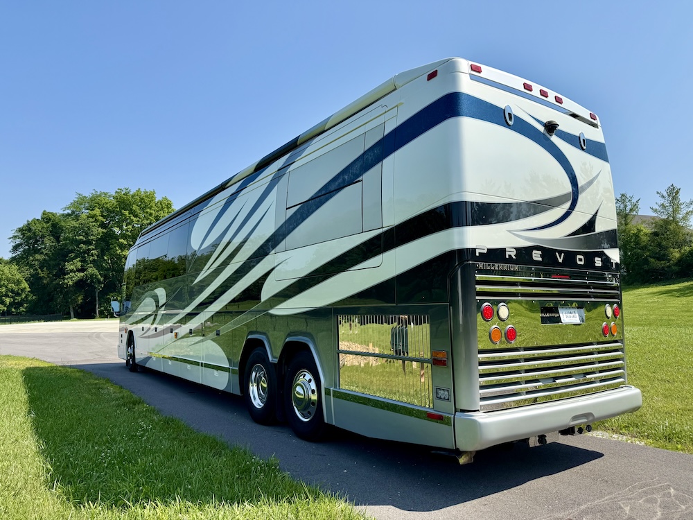 2008 Prevost Millennium  H3-45 For Sale