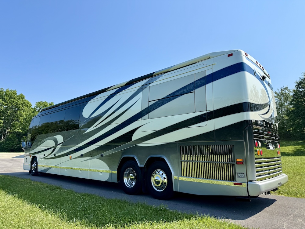 2008 Prevost Millennium  H3-45 For Sale