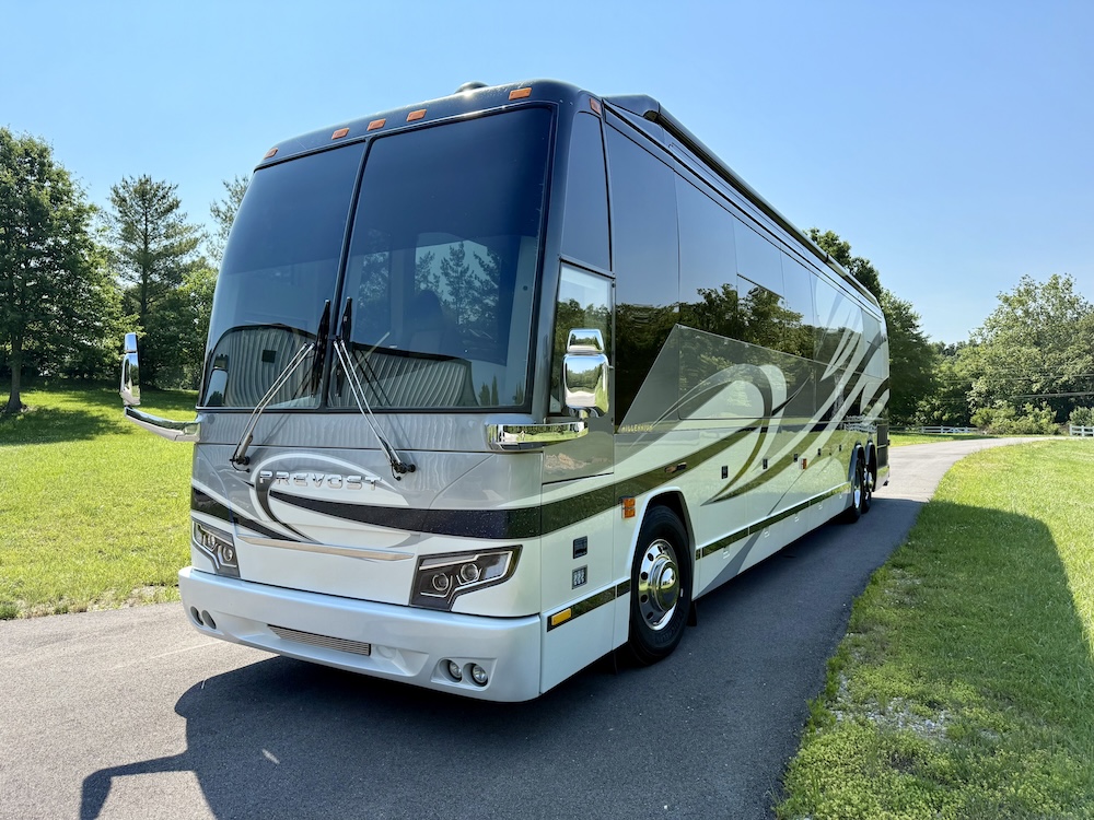 2008 Prevost Millennium  H3-45 For Sale
