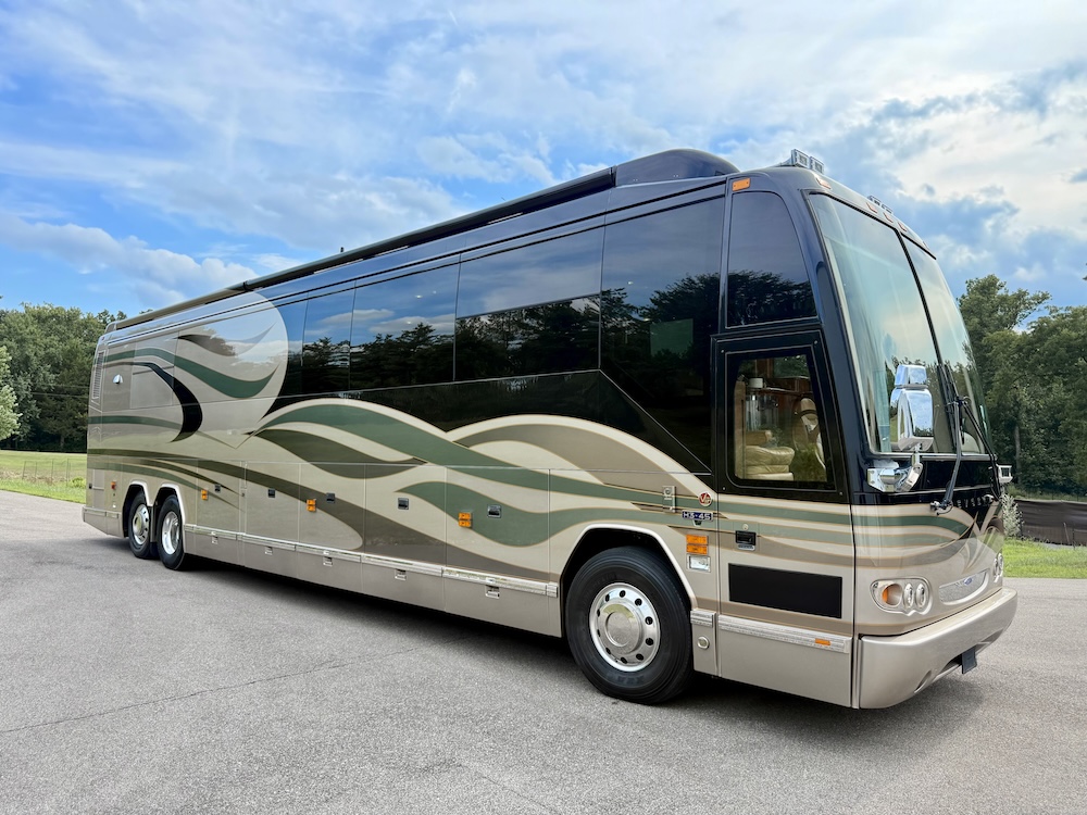 2008 Prevost Parliament H3-45 For Sale