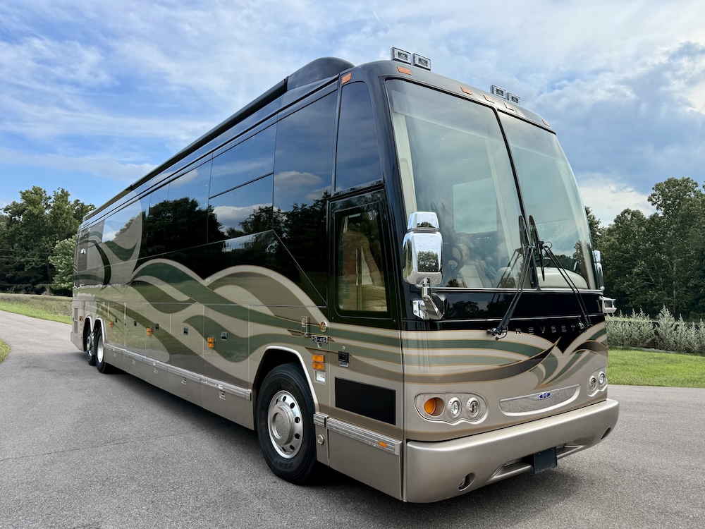 2008 Prevost Parliament H3-45 For Sale