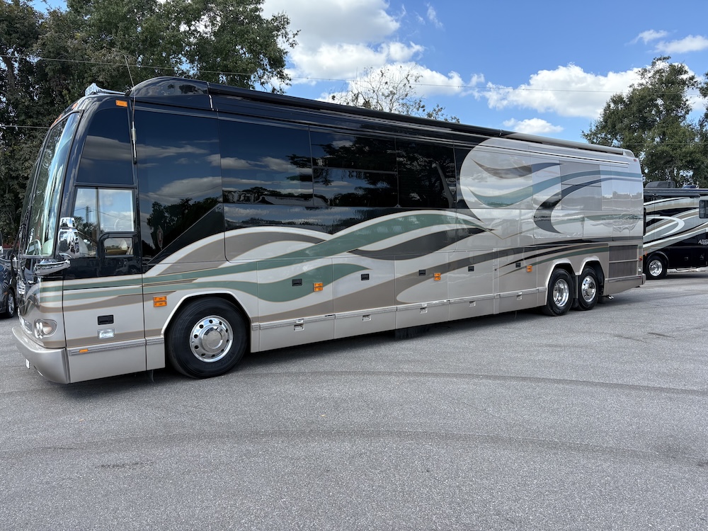 2008 Prevost  Parliament H3-45 For Sale