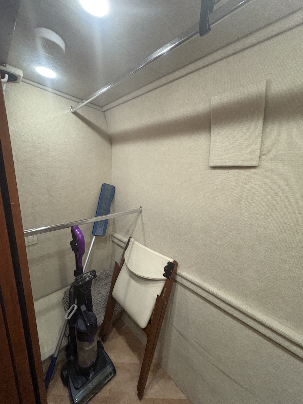 2008 Prevost Parliament H3-45 For Sale