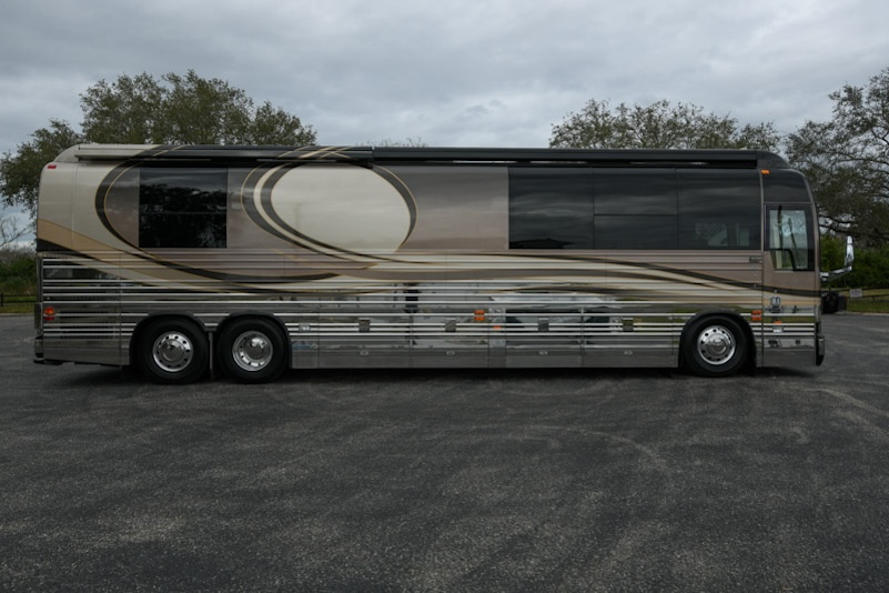 2008 Prevost Parliament XLII For Sale