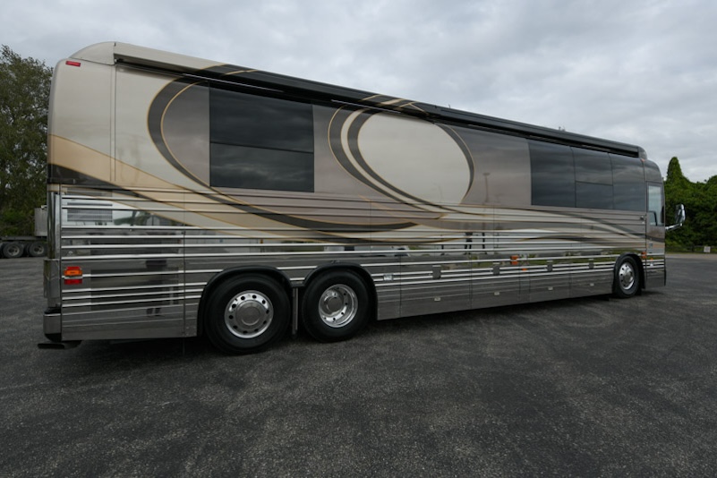 2008 Prevost Parliament XLII For Sale