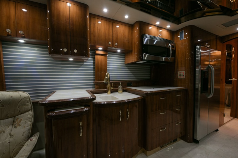 2008 Prevost Parliament XLII For Sale