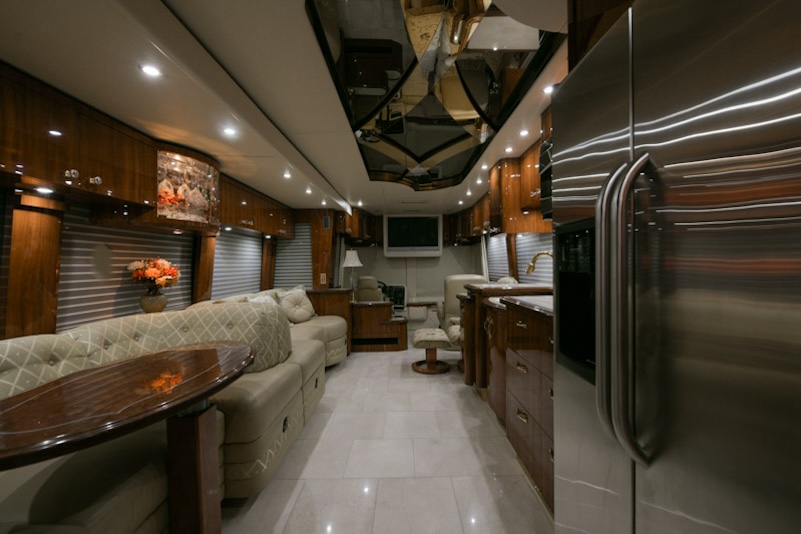 2008 Prevost Parliament XLII For Sale