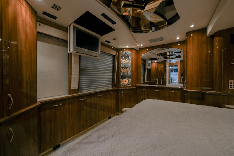 2008 Prevost Parliament XLII For Sale