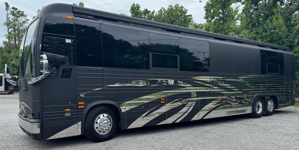 2008 Prevost XLII For Sale