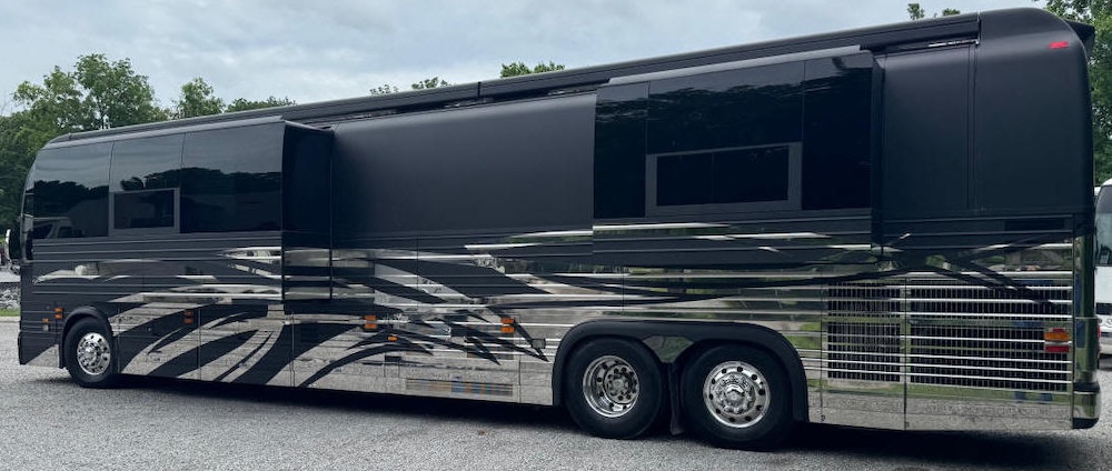 2008 Prevost XLII For Sale