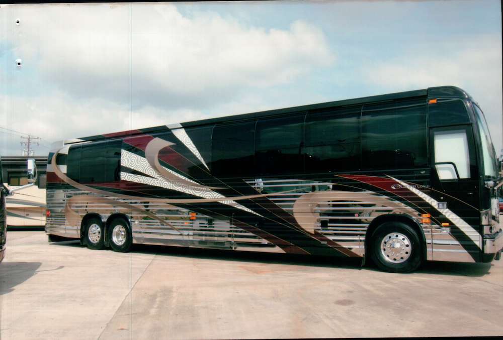 2009 Prevost Country Coach XLII For Sale