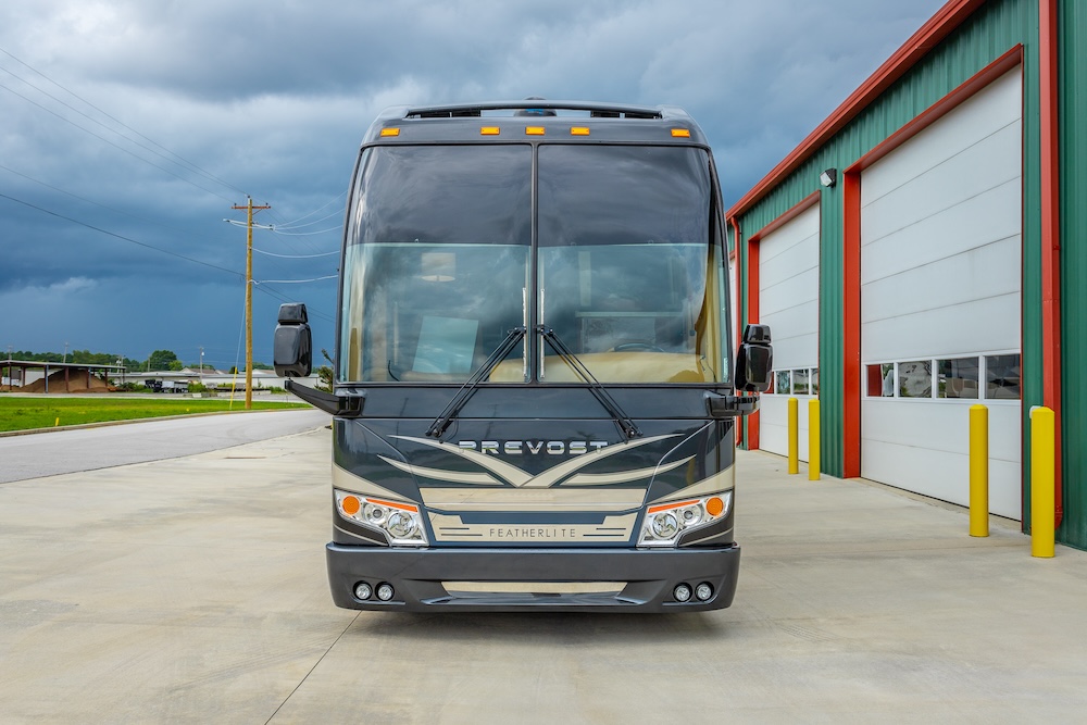 2009 Prevost Featherlite  H3-45 For Sale