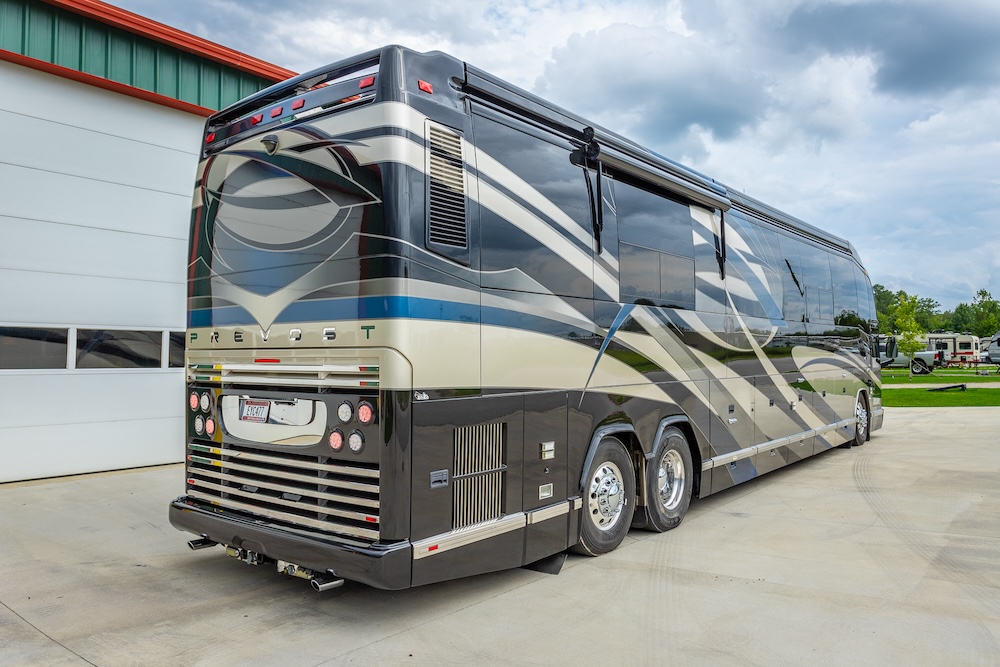 2009 Prevost Featherlite  H3-45 For Sale