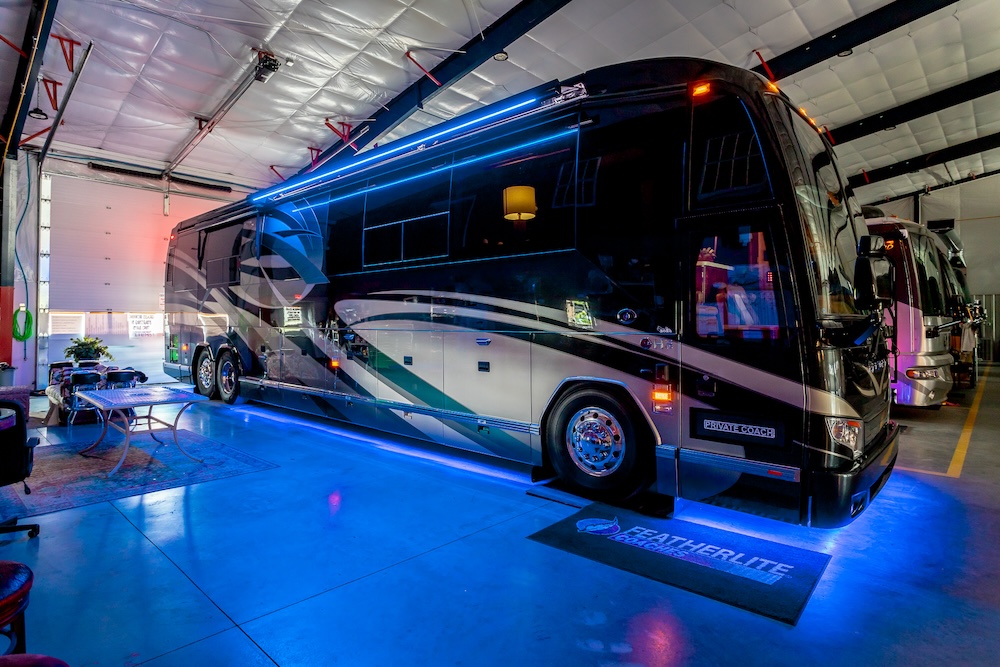 2009 Prevost Featherlite  H3-45 For Sale