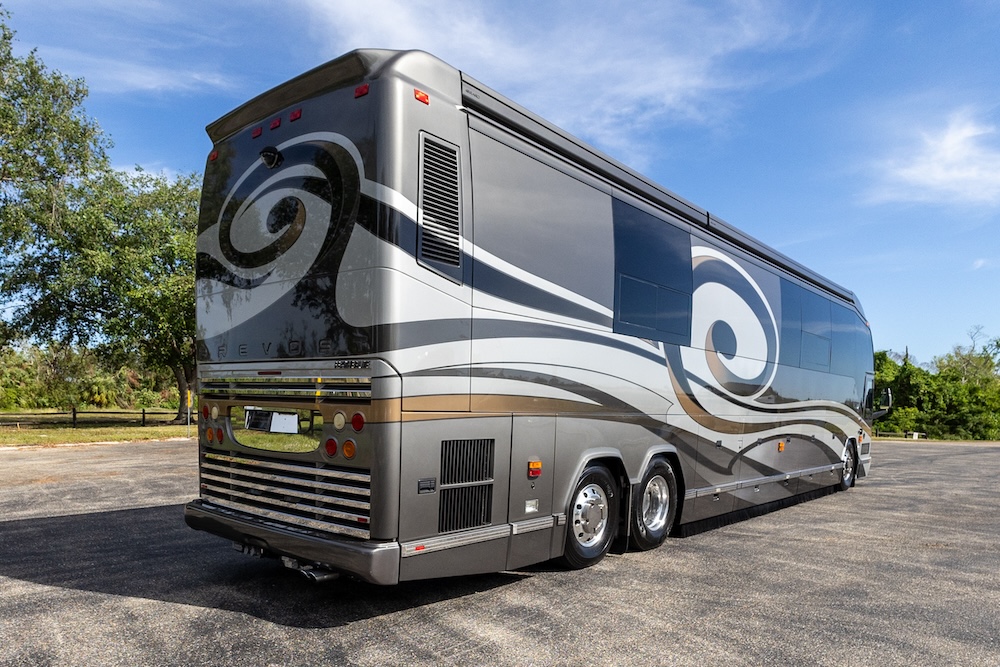 2009 Prevost Featherlite H3-45 For Sale