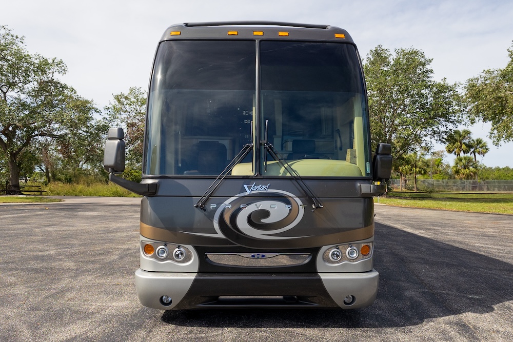 2009 Prevost Featherlite H3-45 For Sale