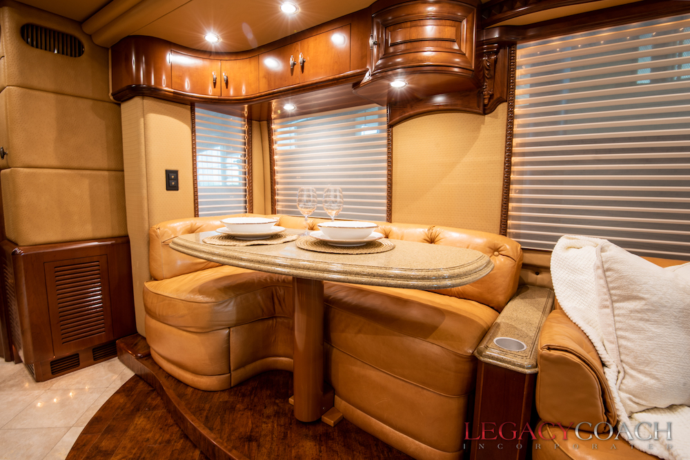 2009 Prevost Liberty H3-45 For Sale