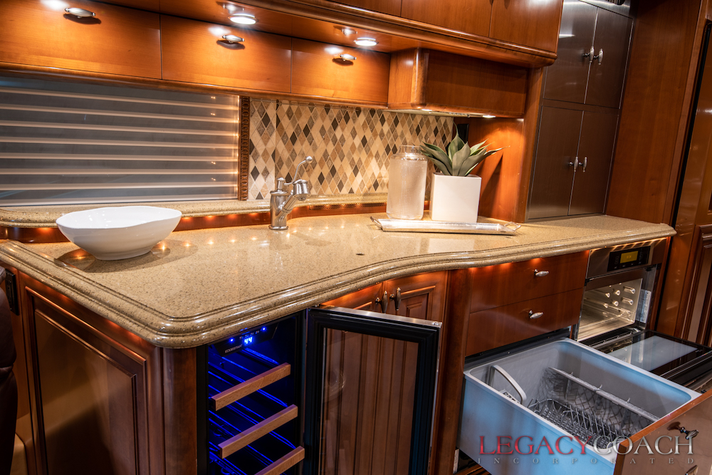 2009 Prevost Liberty H3-45 For Sale